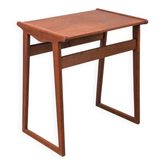 Petite table d'appoint en teck, années 1960