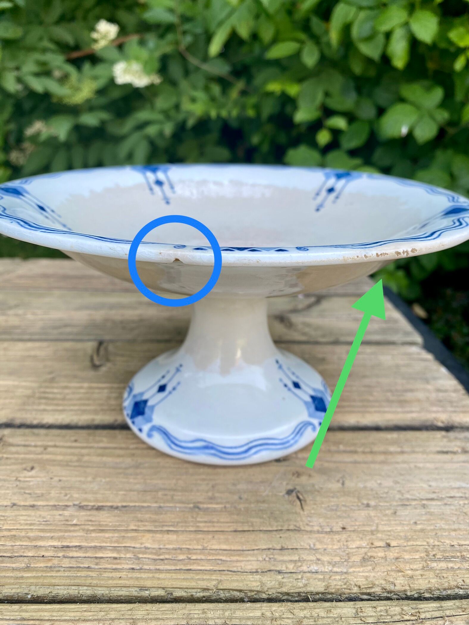 Old Sarreguemines fruit bowl