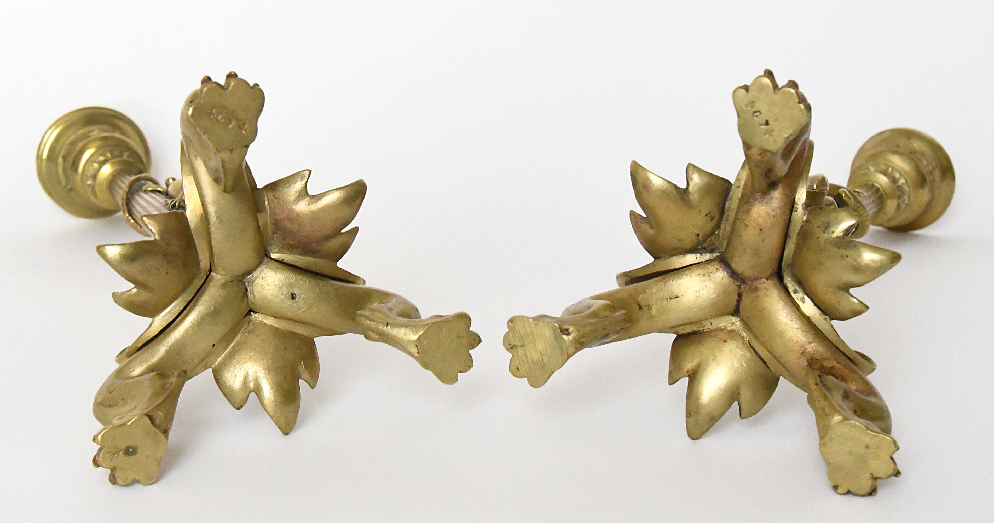 Pair of gilded bronze candlesticks decorated with lizards