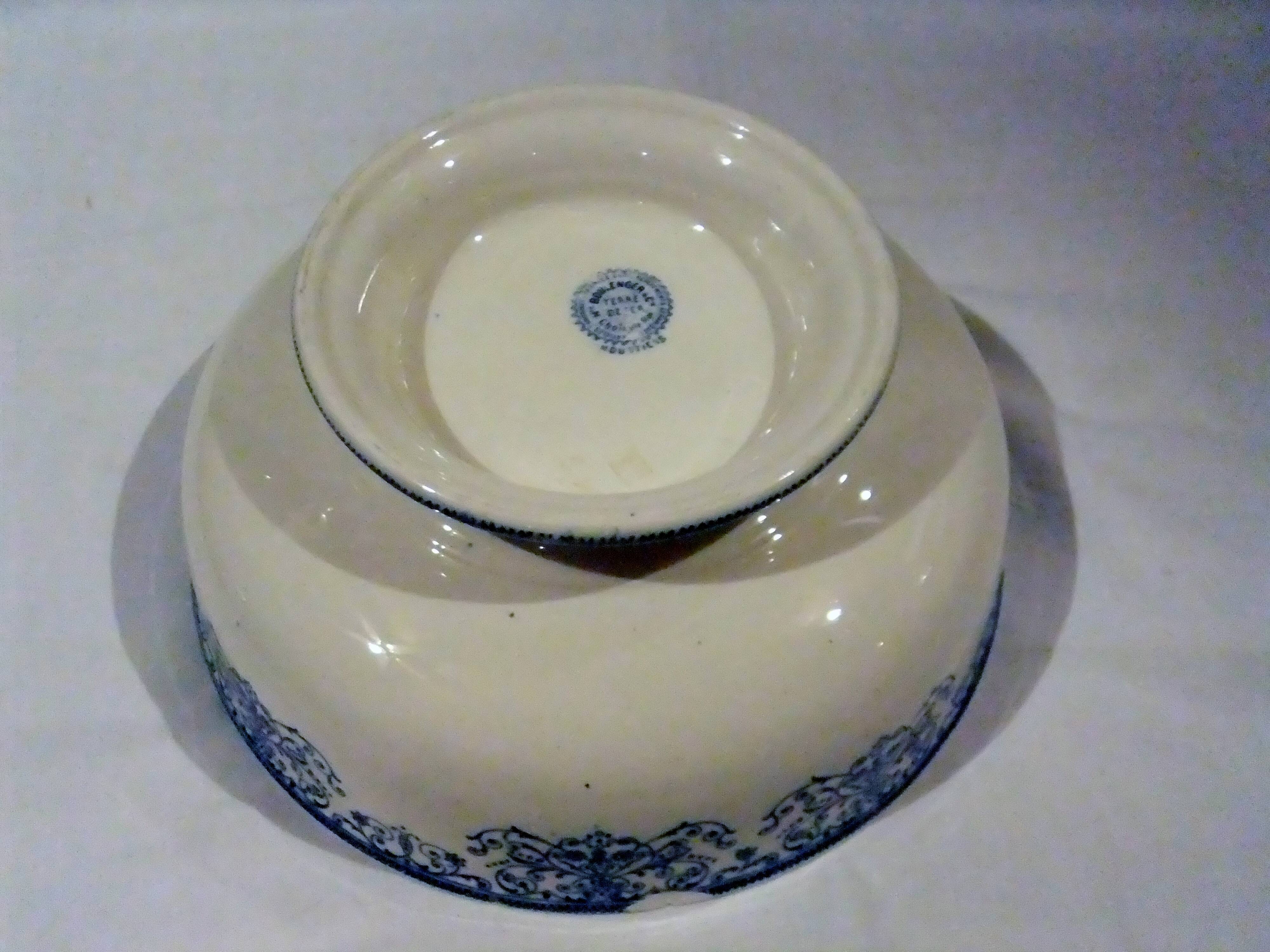 Old salad bowl Boulenger Choisy Le Roi earthenware art Moustiers