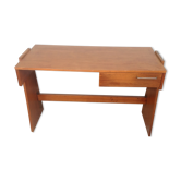 Bureau minimaliste vintage