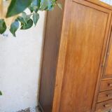 Asymmetrical cabinet