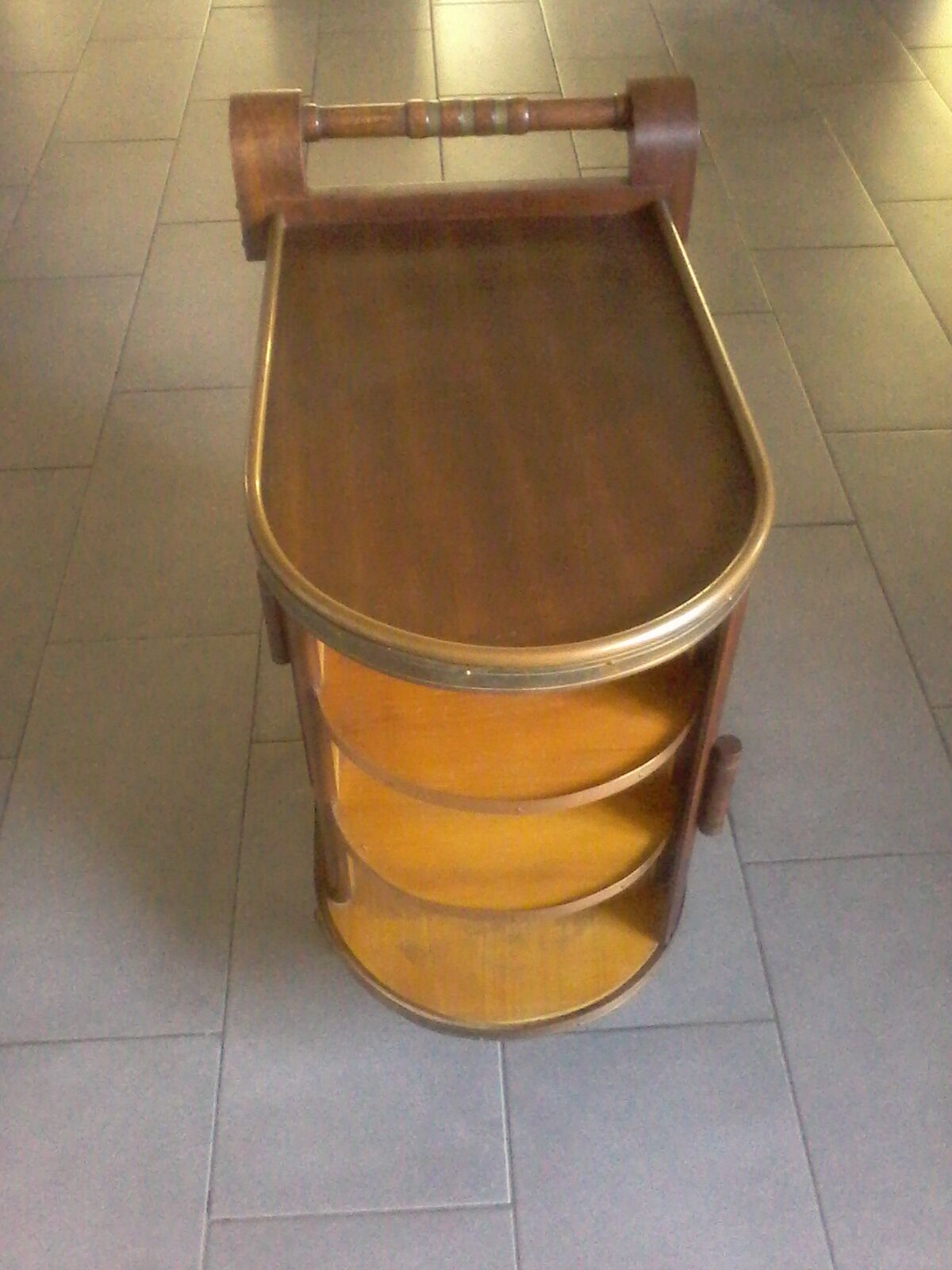 Rolling bar