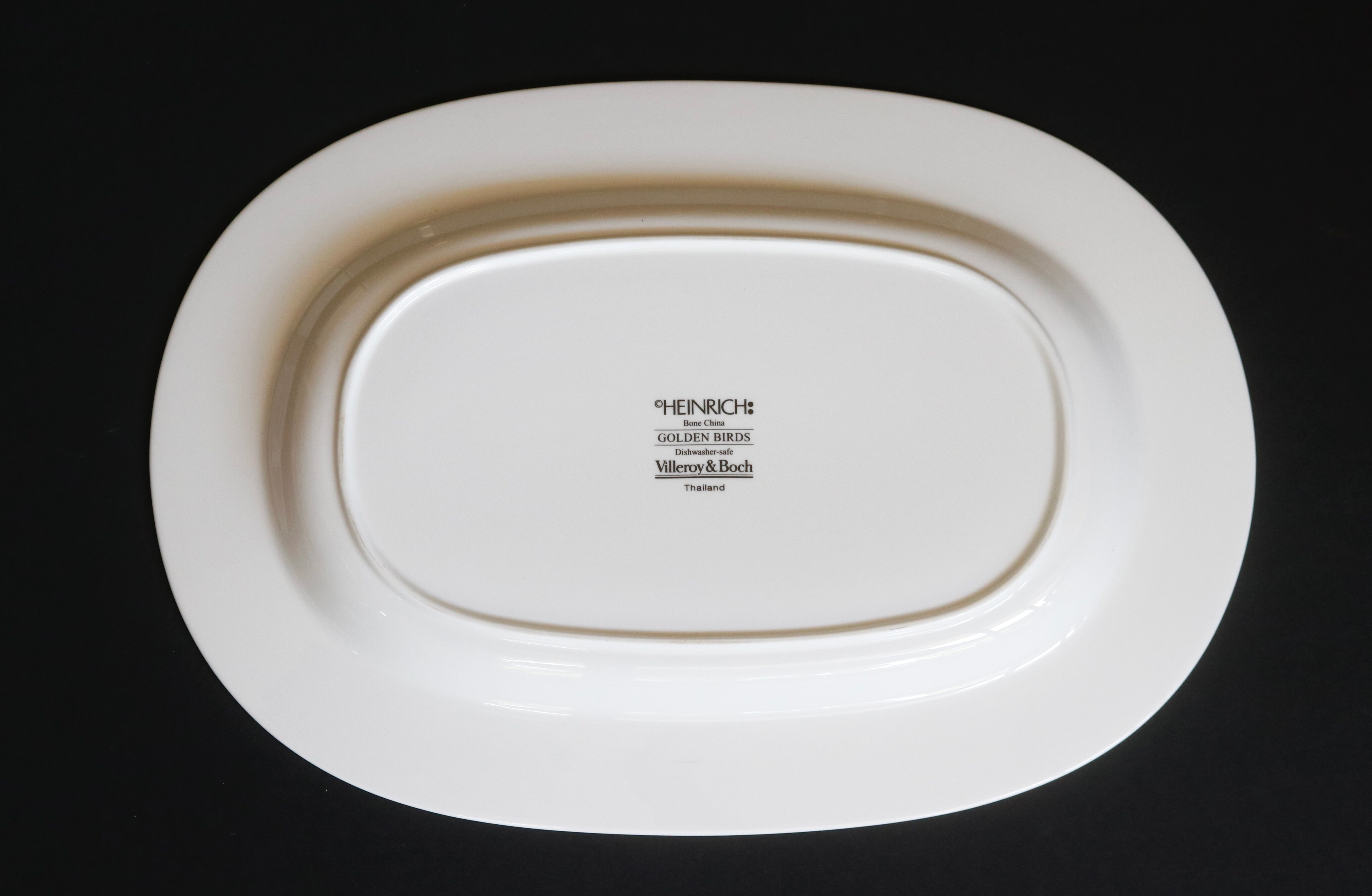 Villeroy & Boch porcelain serving oval dish. Heinrich Golden Birds