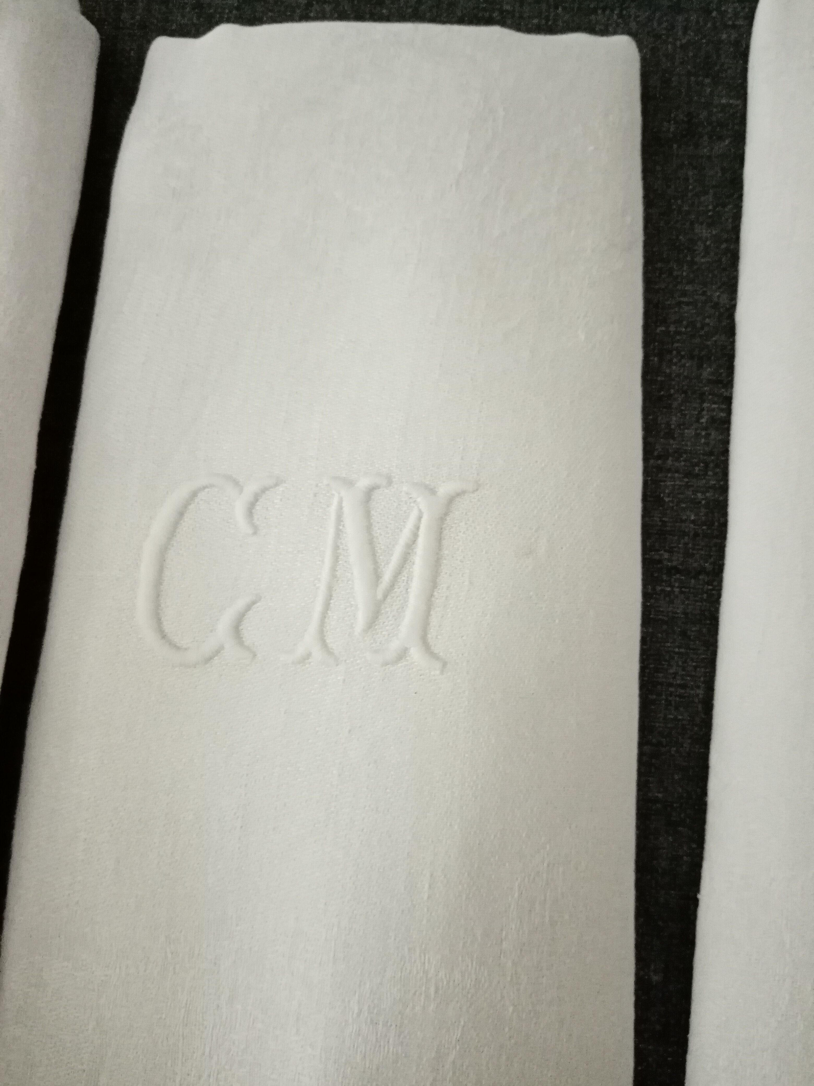 Lot de 6 anciennes serviettes damas broderie monogramme CM