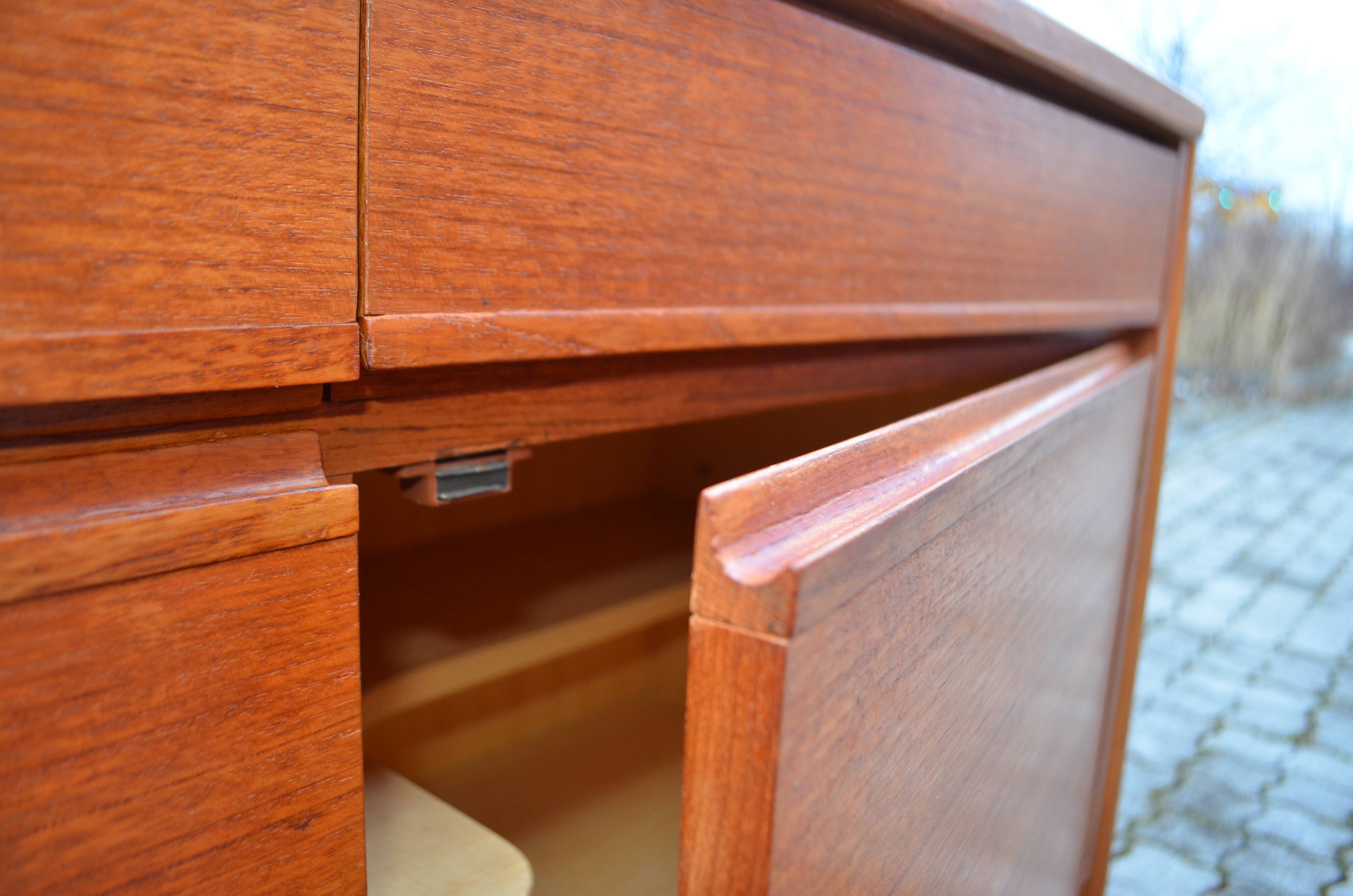 Rare AUSTRALIAN Modern MID CENTURY Teak Vintage Architect Sideboard 60ties