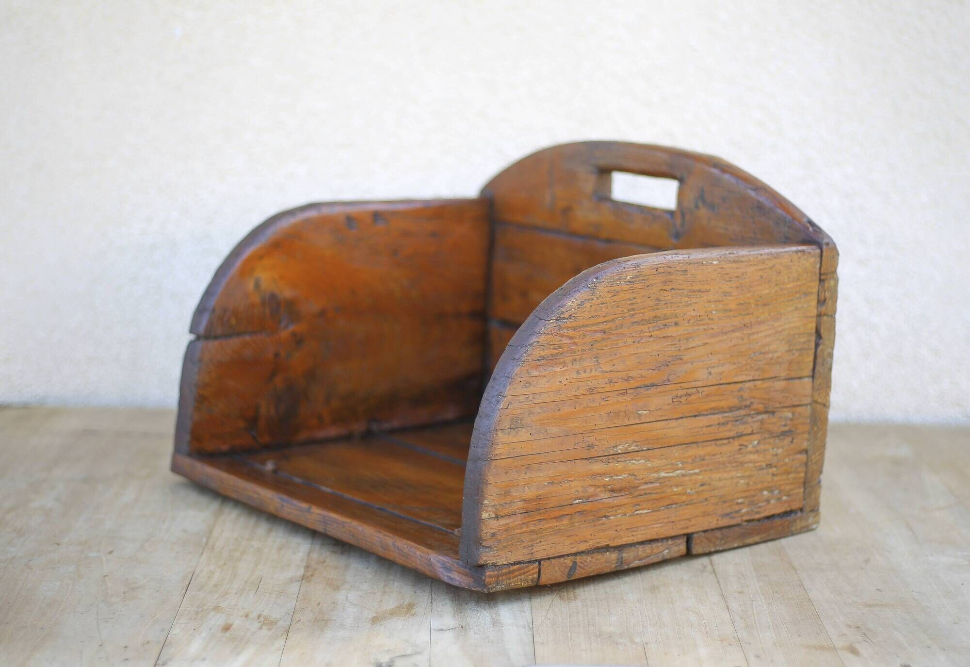 Wooden shelf, washerwoman's box, trade furniture, folk art