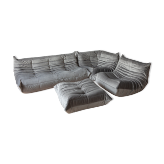 Togo sofa set model designed by Michel Ducaroy 1973