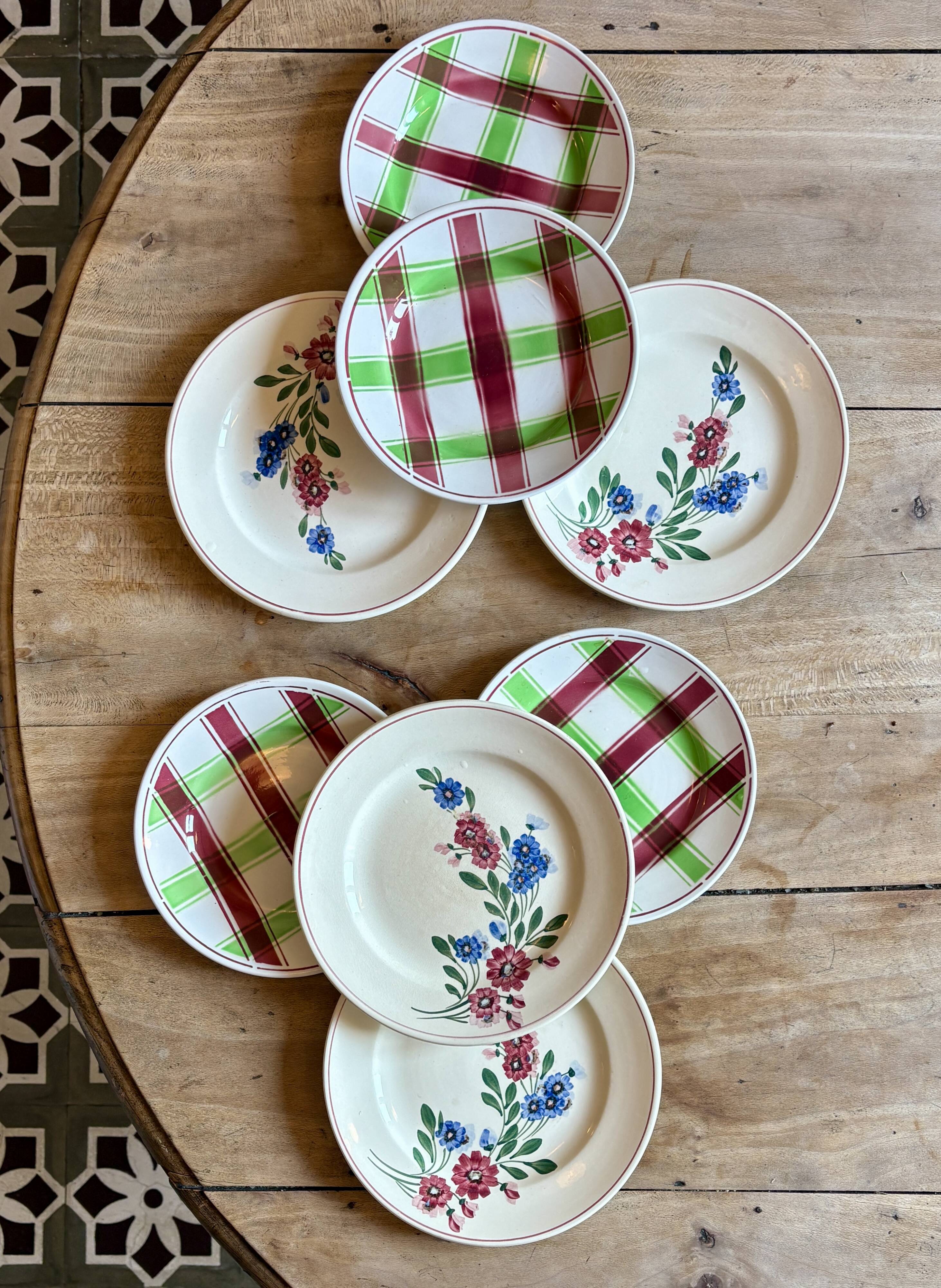 Set of 8 mismatched vintage dessert plates, Sousse and Aigueperse from