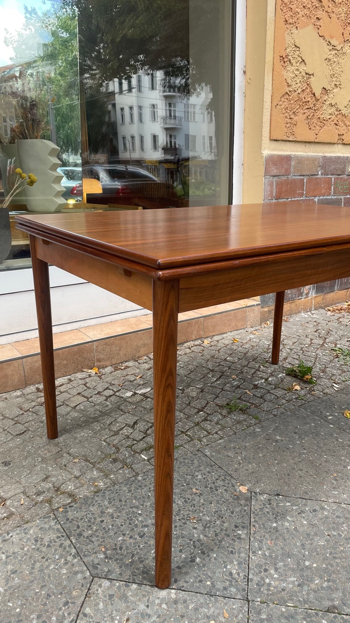 Vintage dining table from the 60s in extendable teak