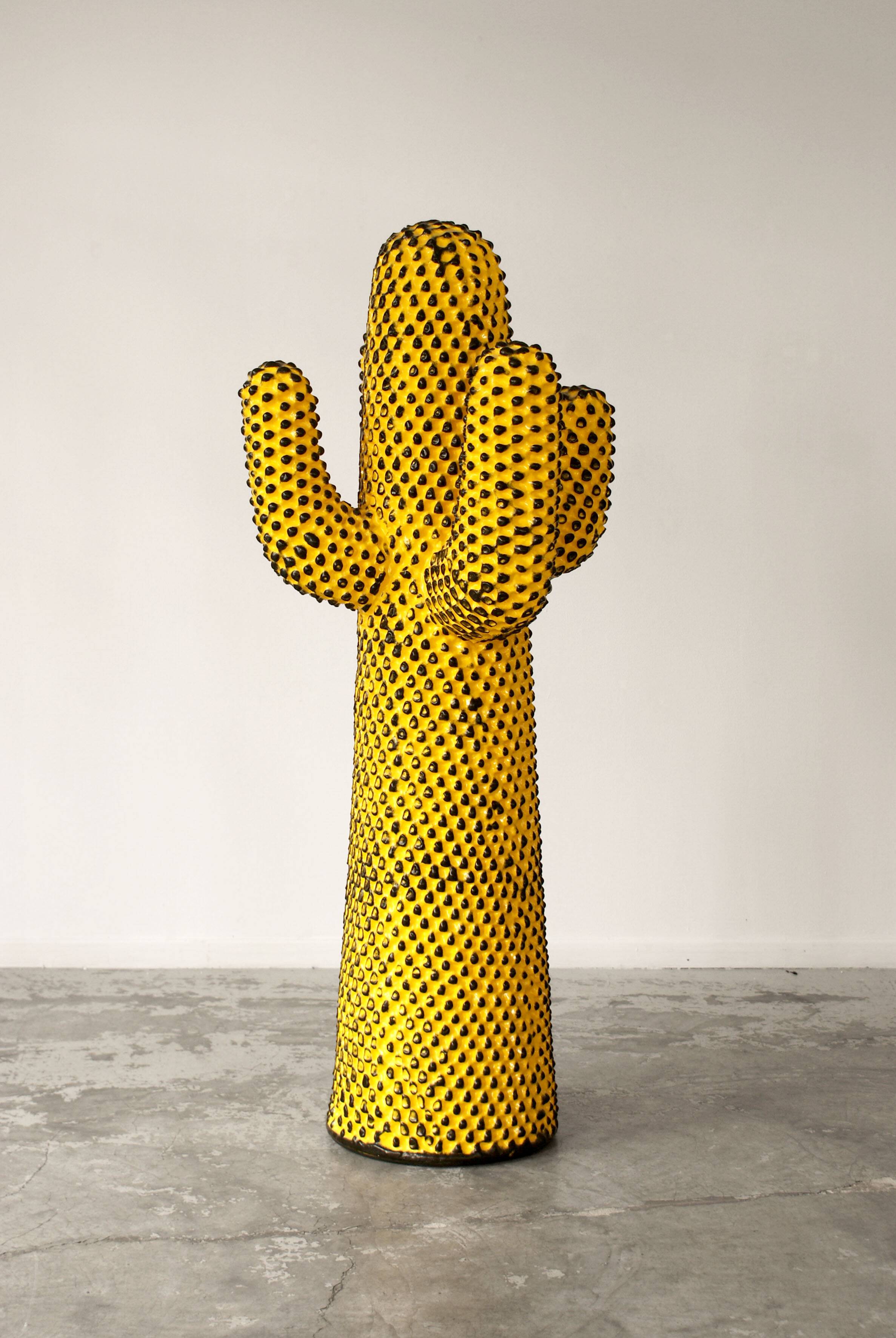 Porte manteau sculpture Cactus de Drocco & Mello - Gufram