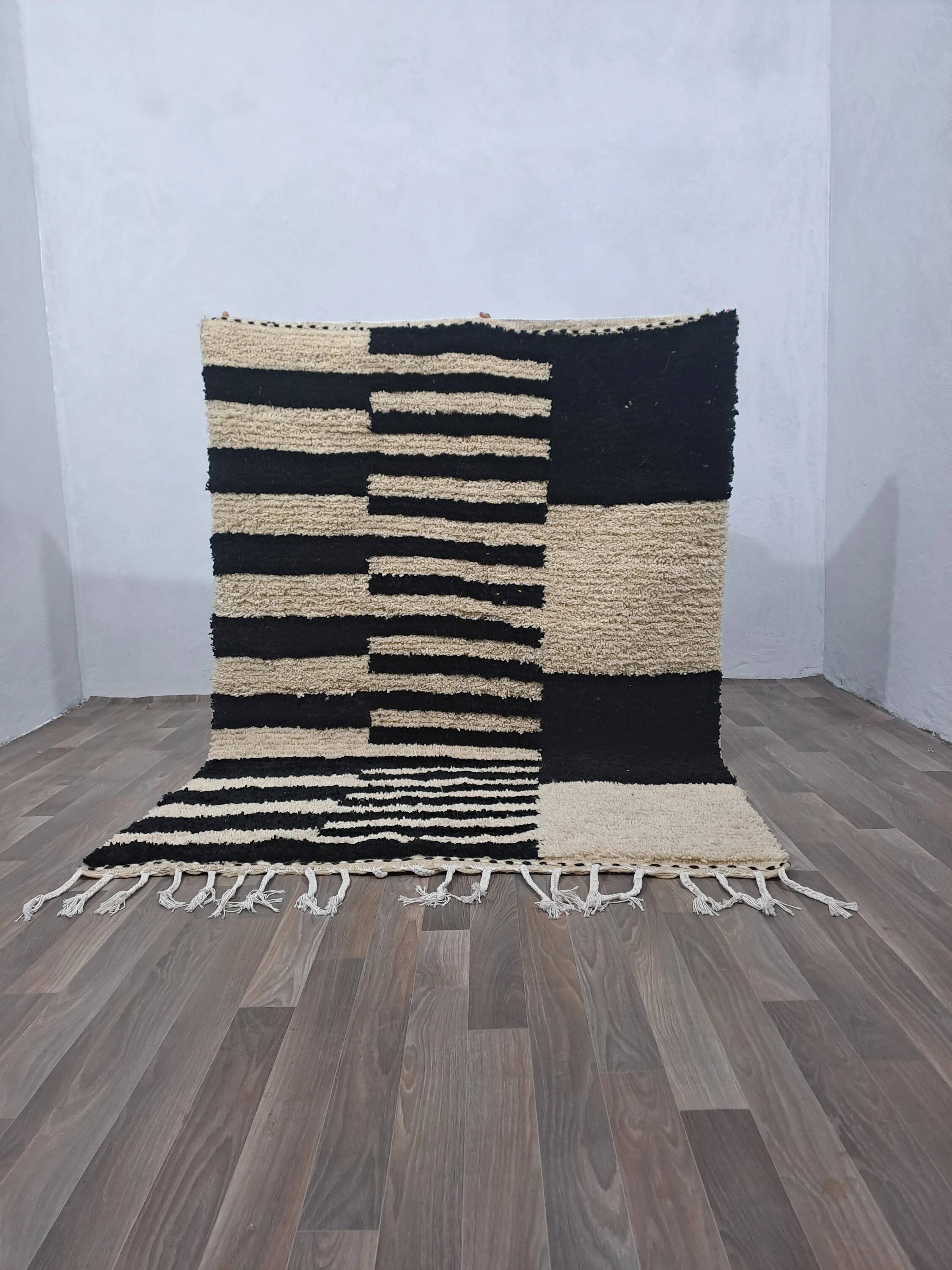 Authentic handmade Berber rug 2.5x1.5 m