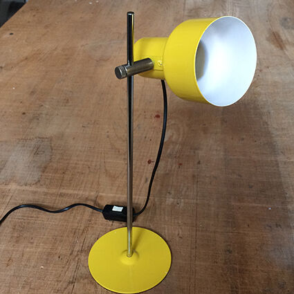 Yellow-lace-sheet metal table lamp