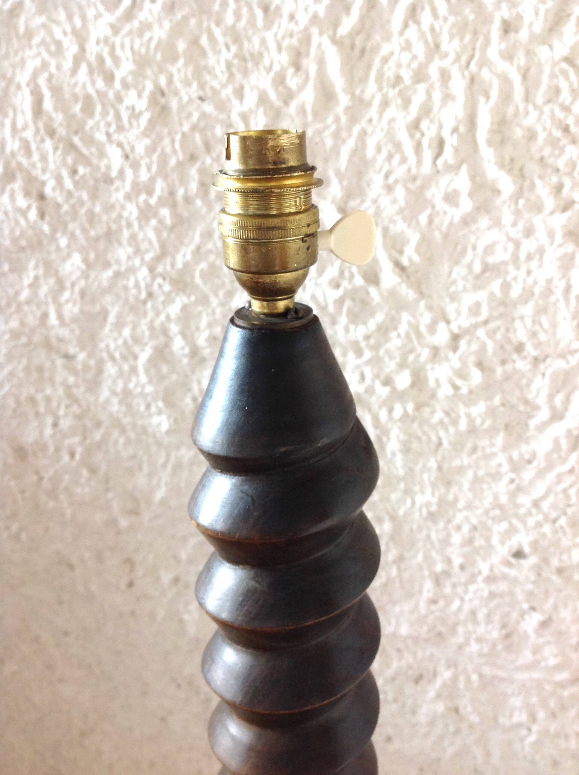 Wooden floor lamp turned in the spirit of Charles Dudouyt / art deco style