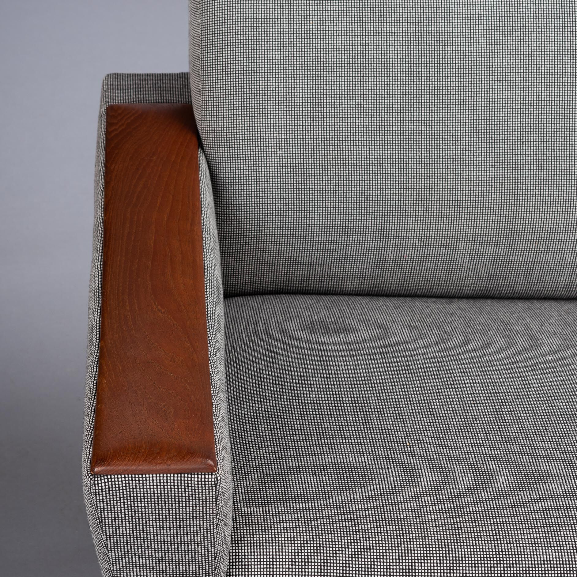 Canapé vintage gris danois retapissé, années 1960