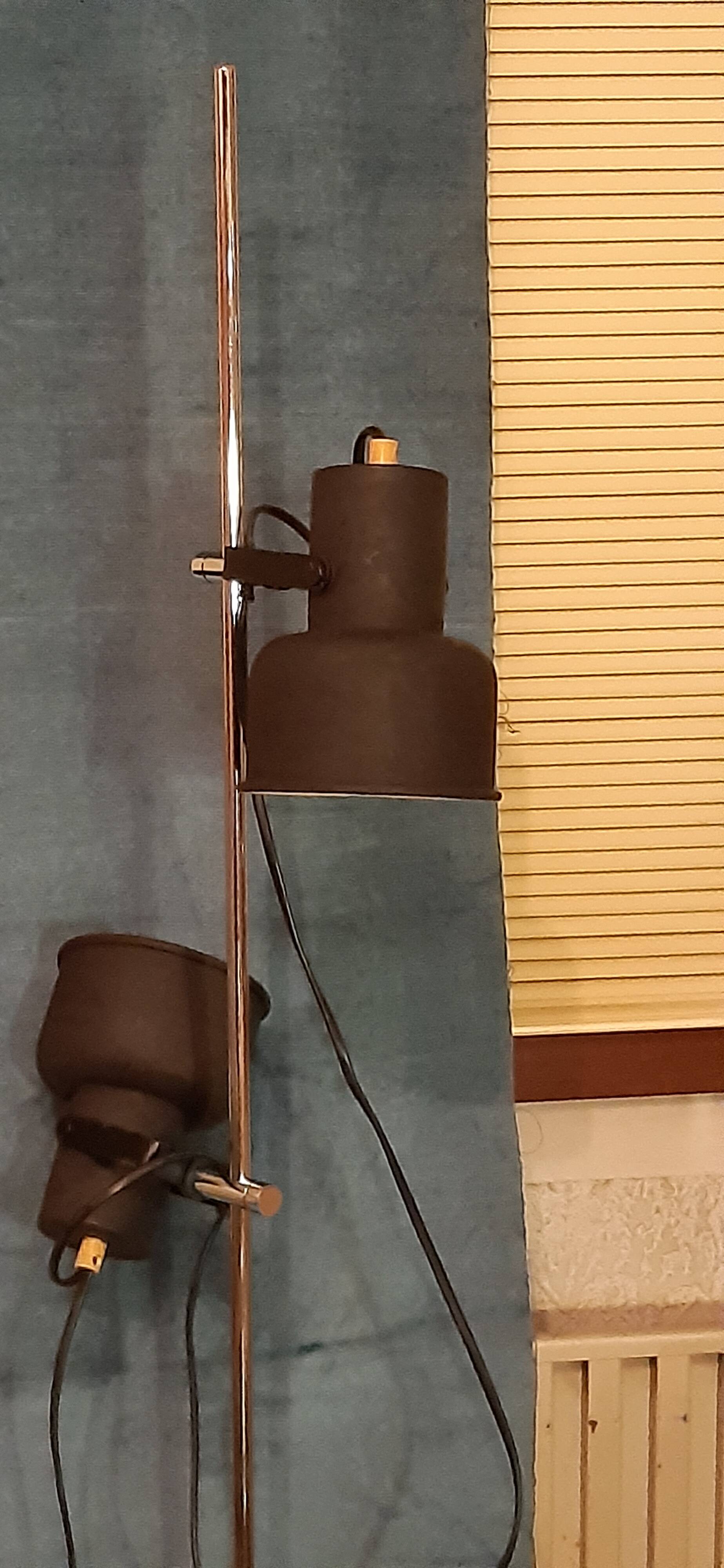 Authentic 70s floor lamp with 2 adjustable black lampshades