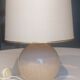 Paire de lampes de chevet globe rose pied doré