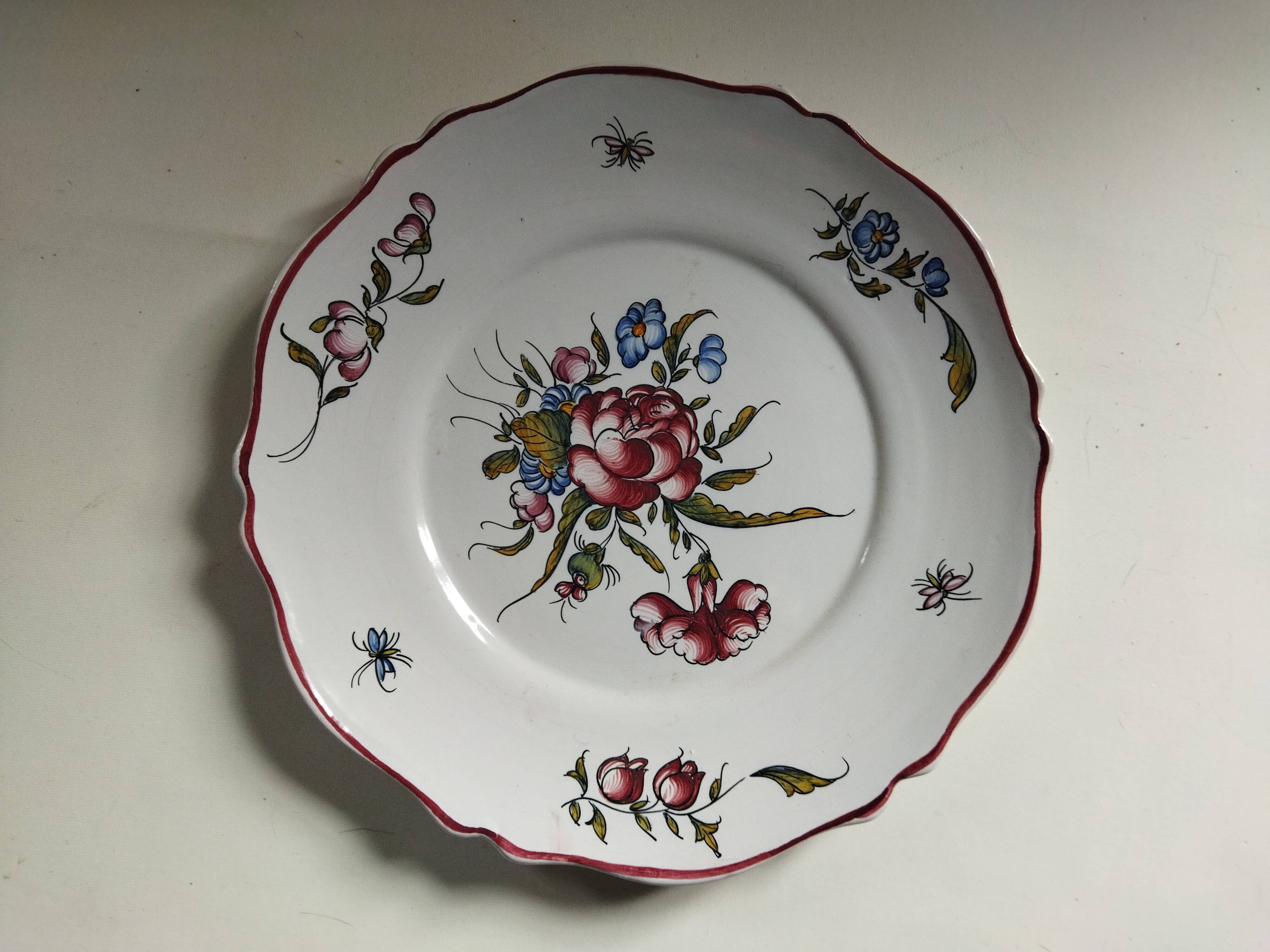 Earthenware plate
