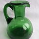 Pichet fiole de chimie en verre vert
