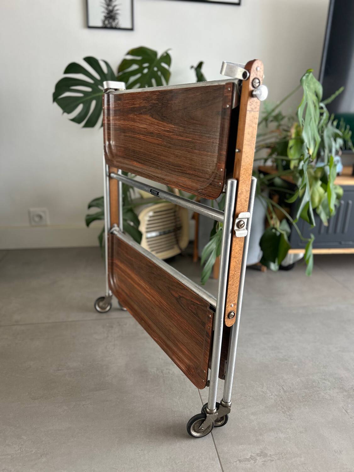 Textable folding table serving tray
