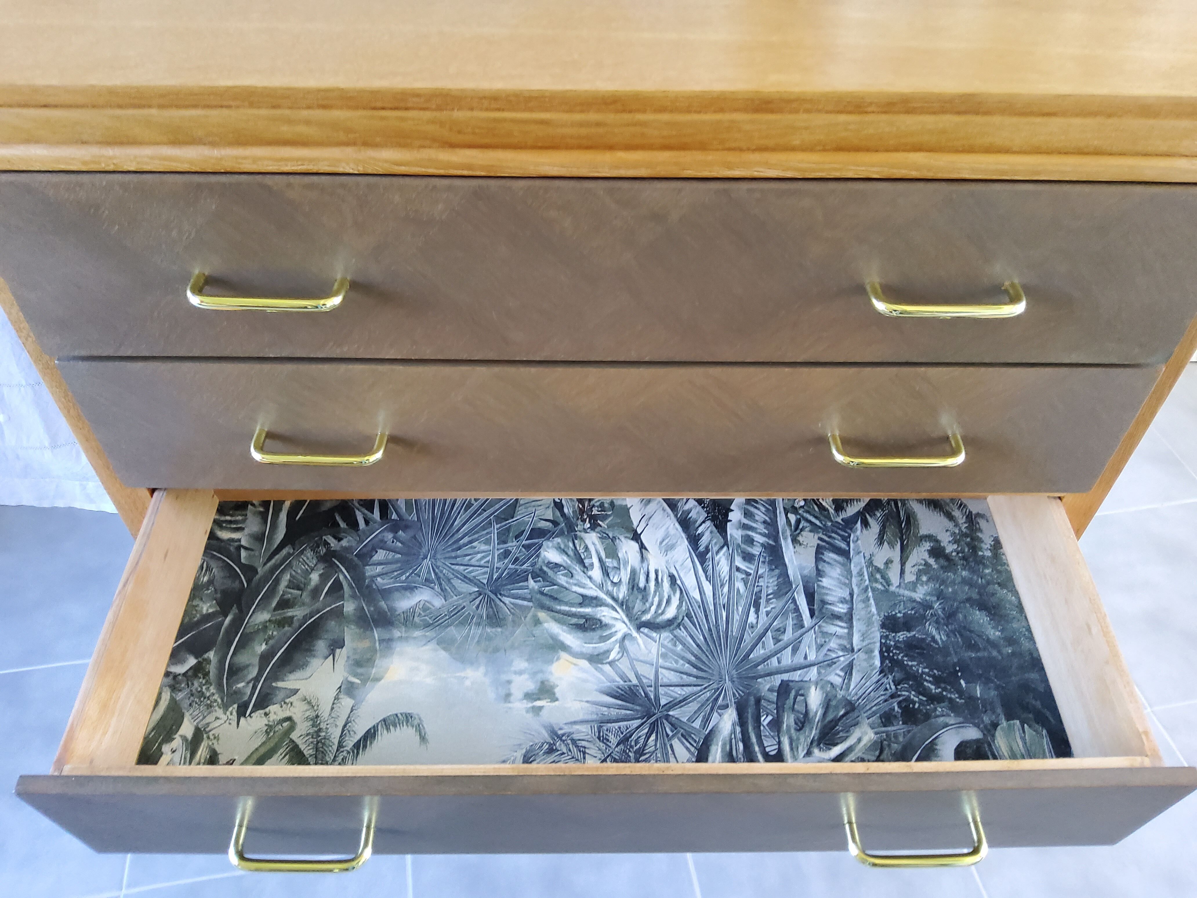 60s chest of drawers