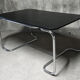 Table à manger design moderniste 1970/1980