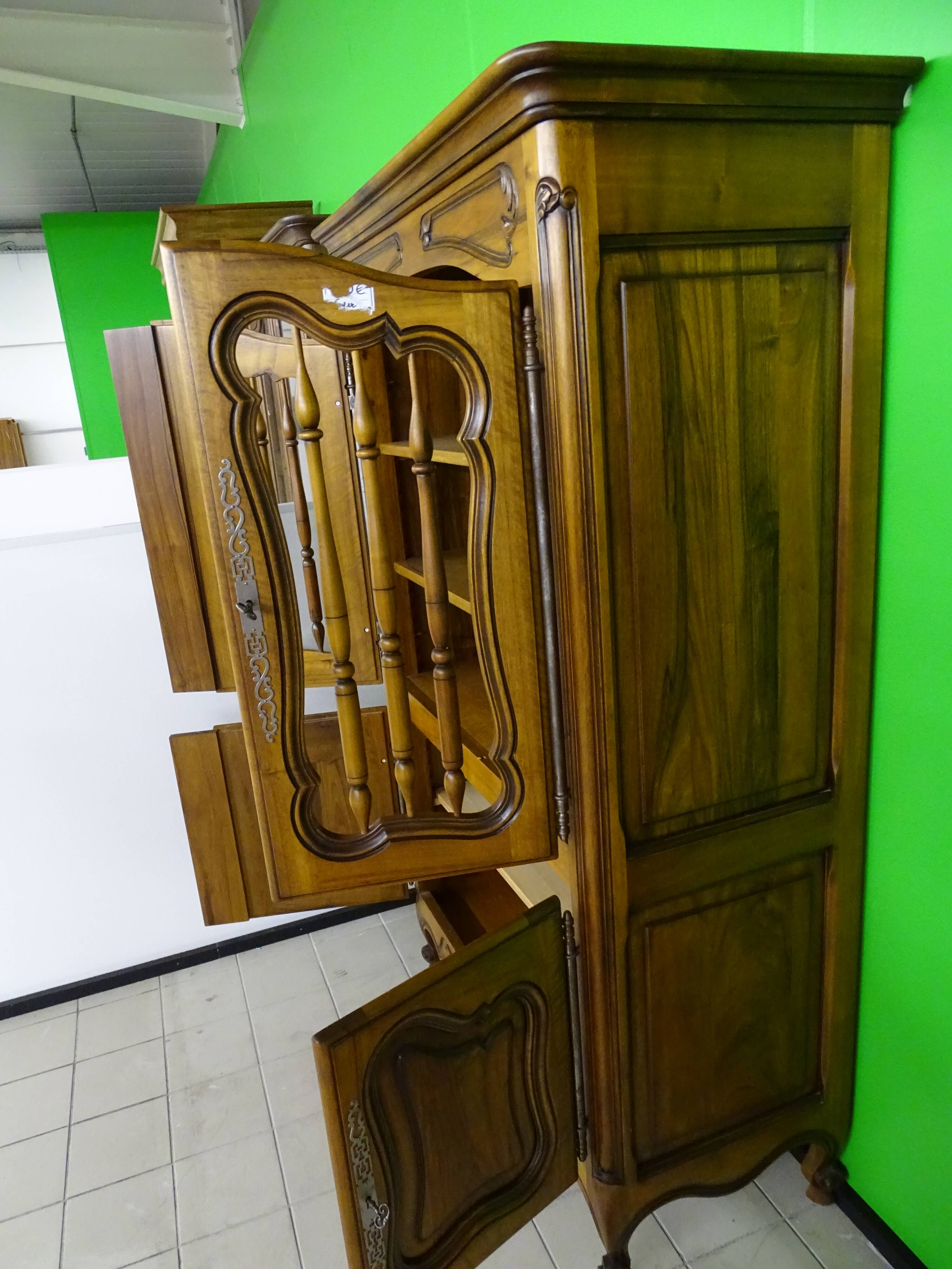 Provencal wardrobe
