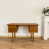 Vintage Scandinavian office