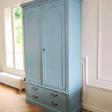 Armoire parisienne en pin massif