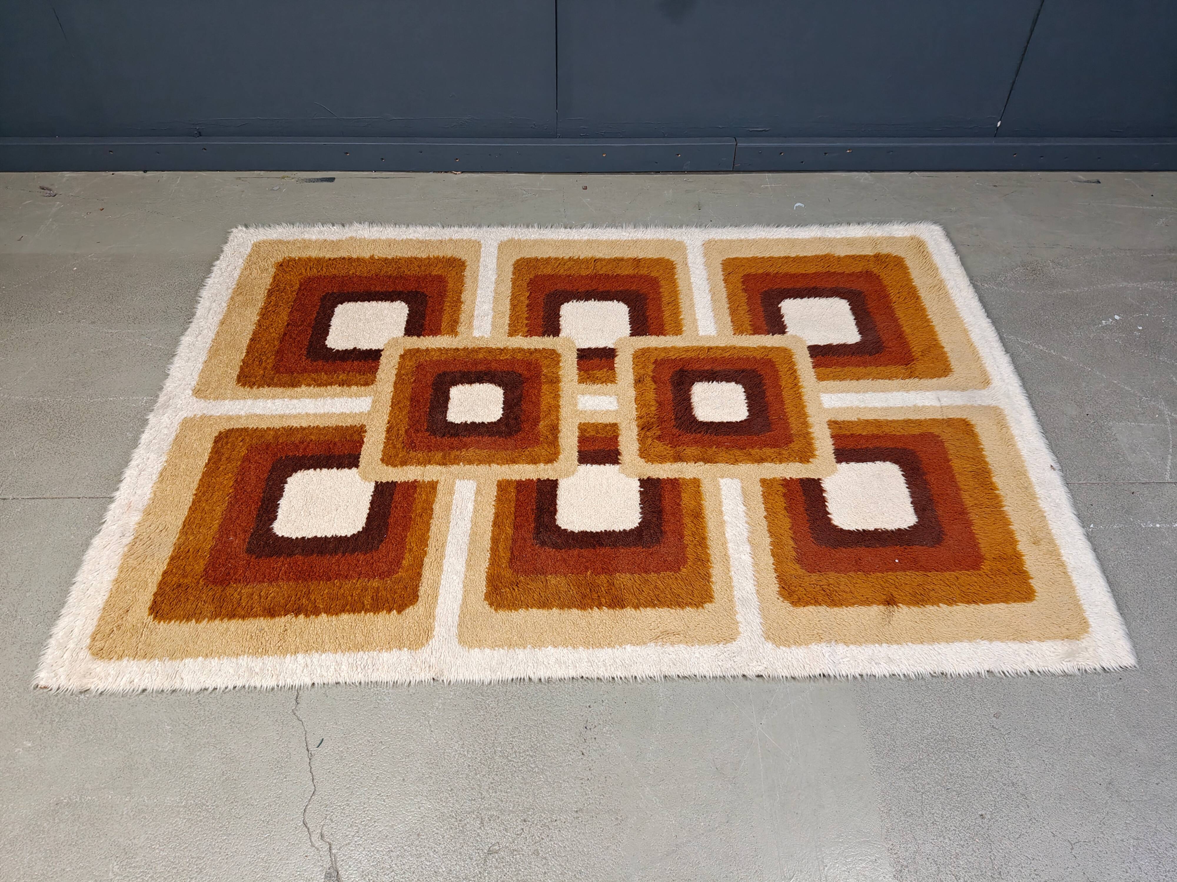 Vintage modernist rug, made in Belgium, 1970s