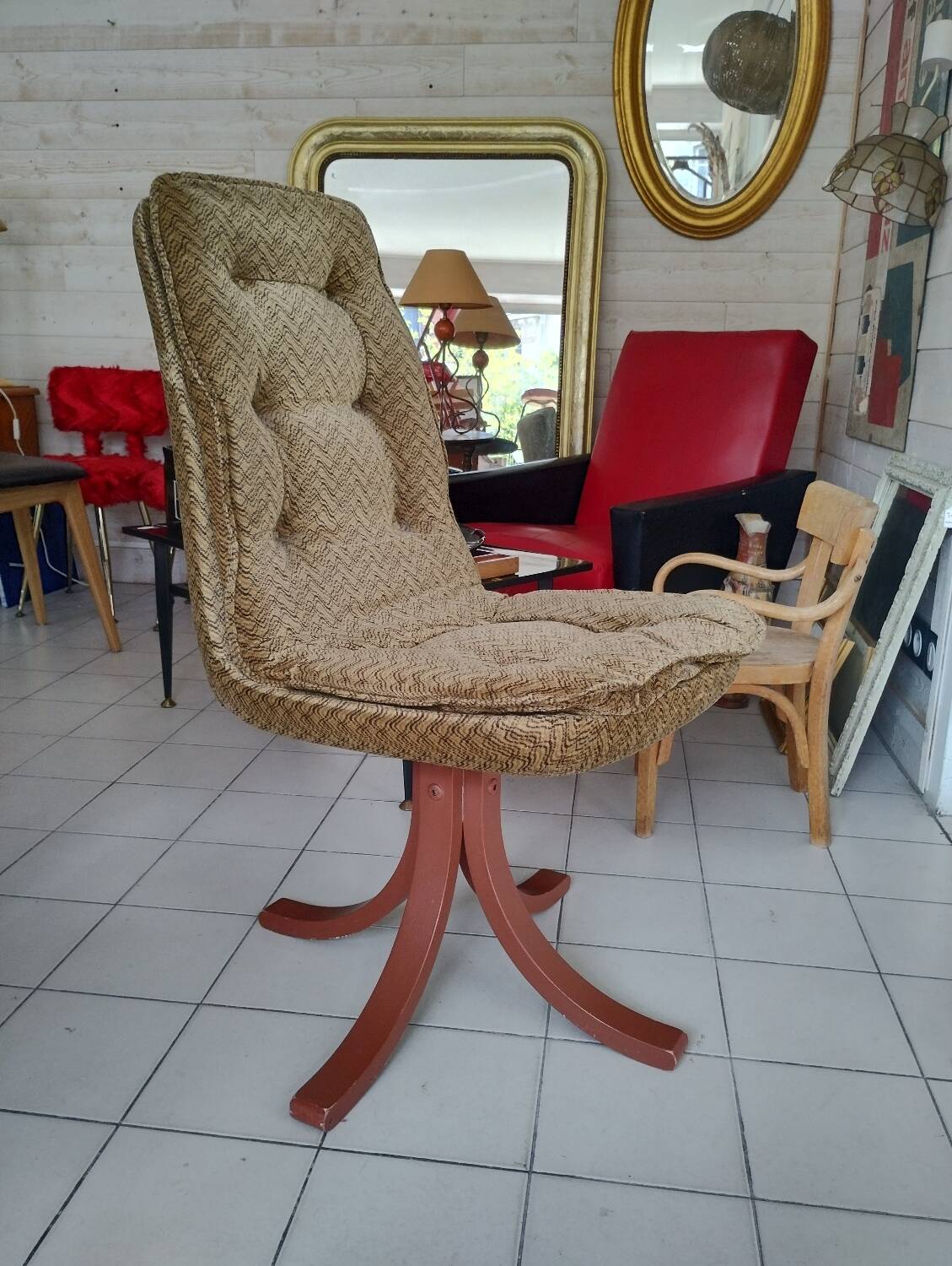 1970s swivel chair