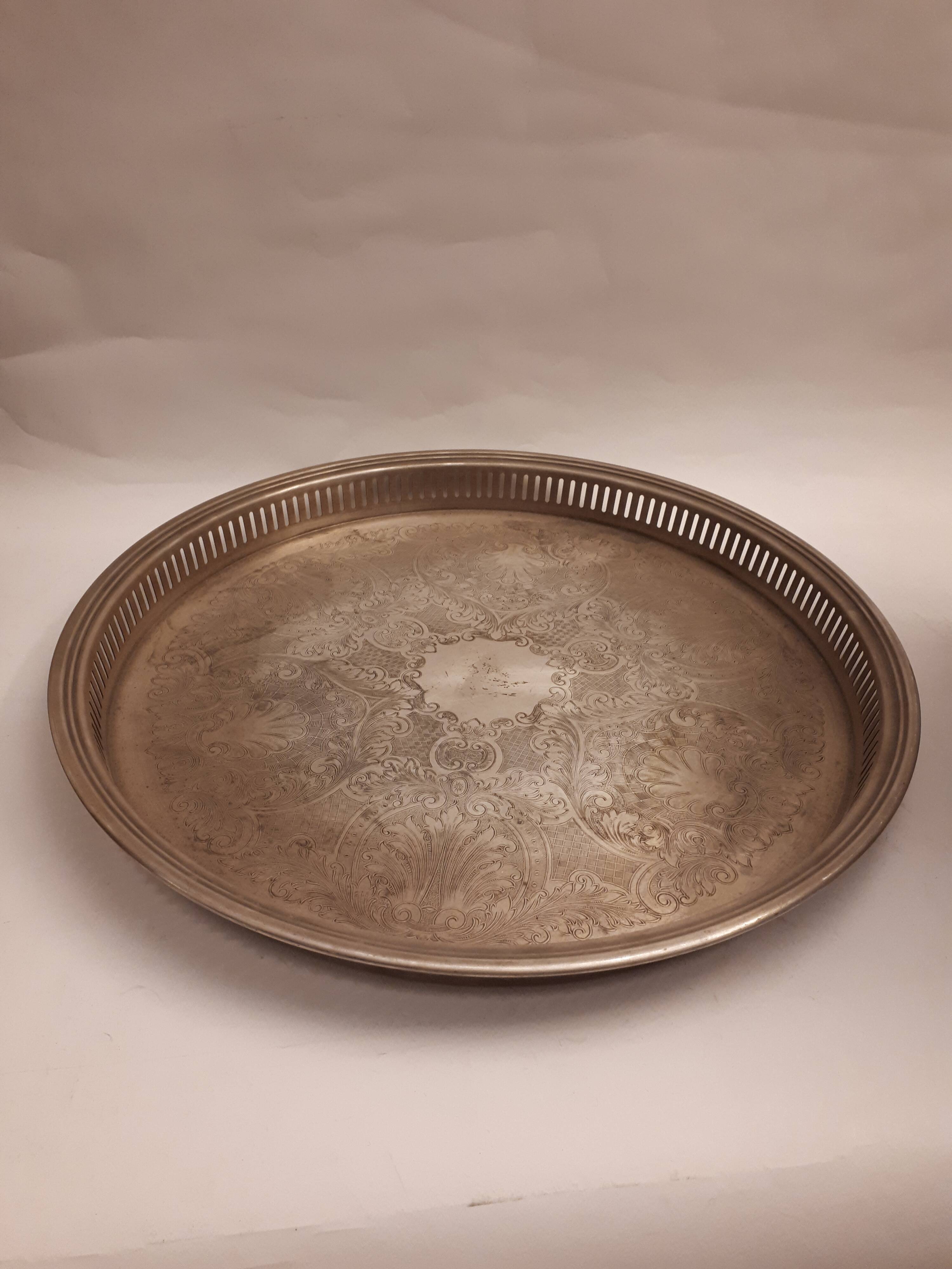 Classic Napoleon III Fleuron classic silver metal service platter