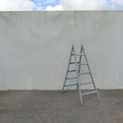 Ancien escabeau échelle de peintre
