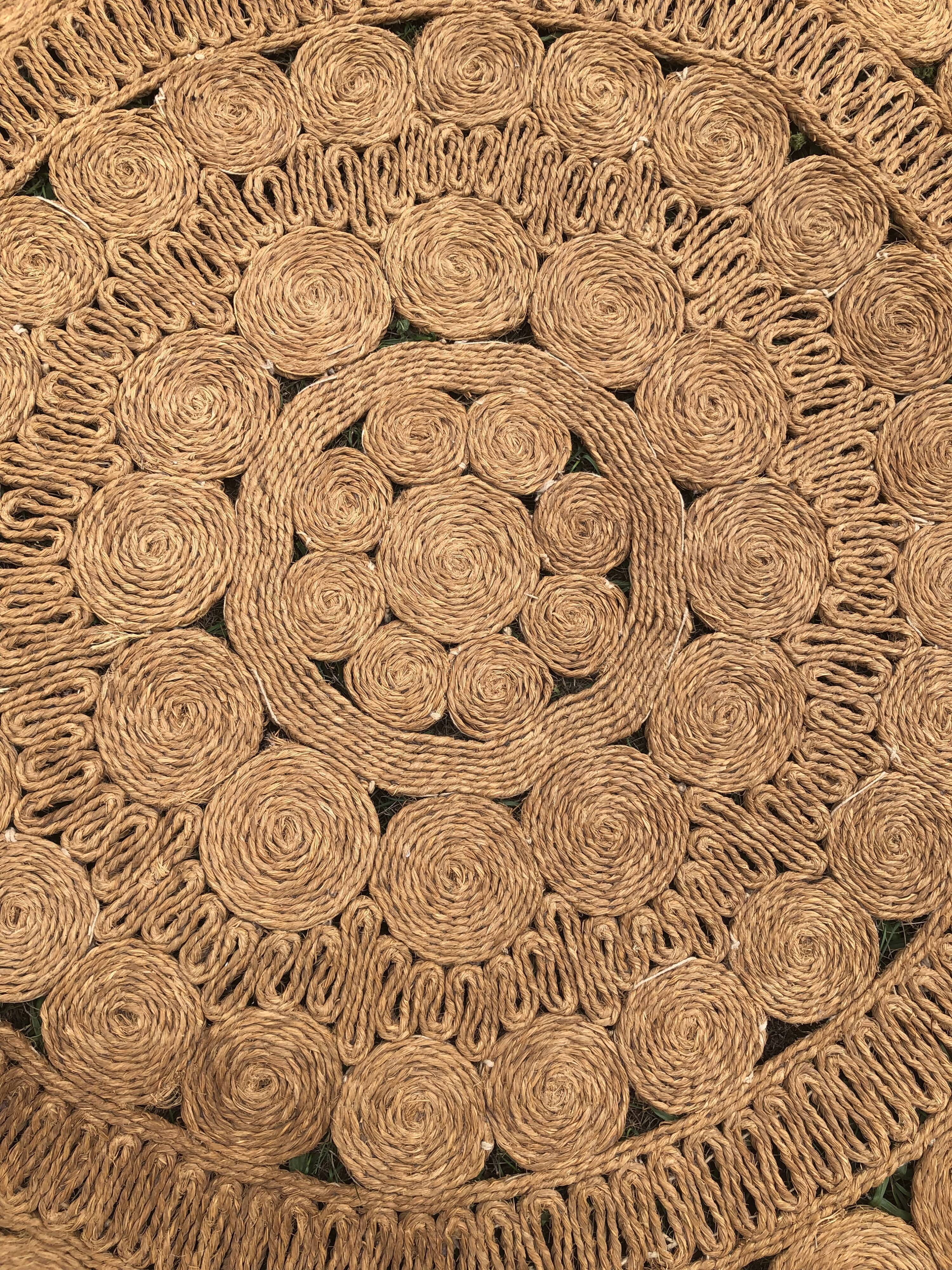 Vintage jute round carpet