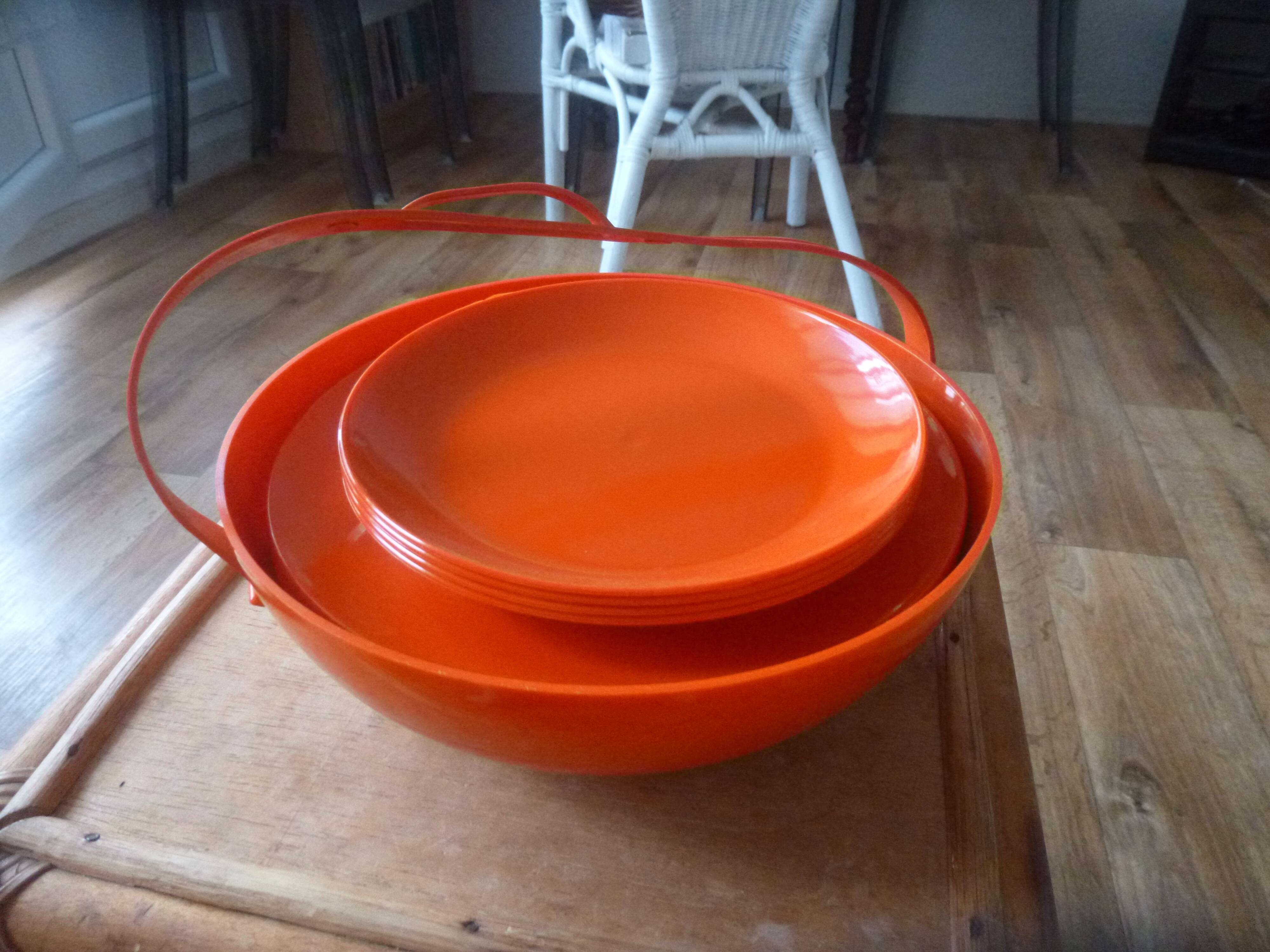 Ball picnic set from the 70s