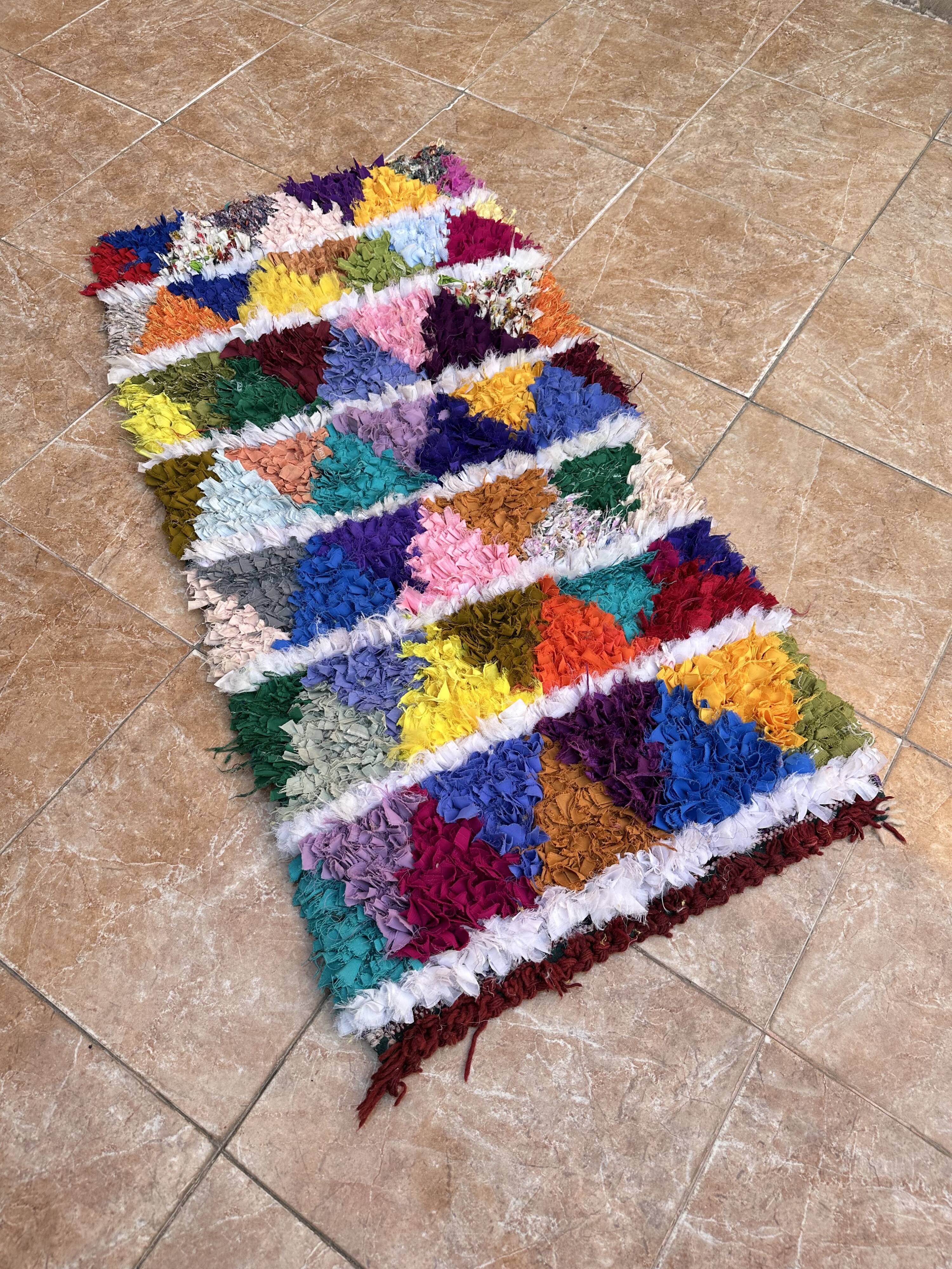 vintage boucherouite rug; berber boucherouite rug 120 cm x60 cm