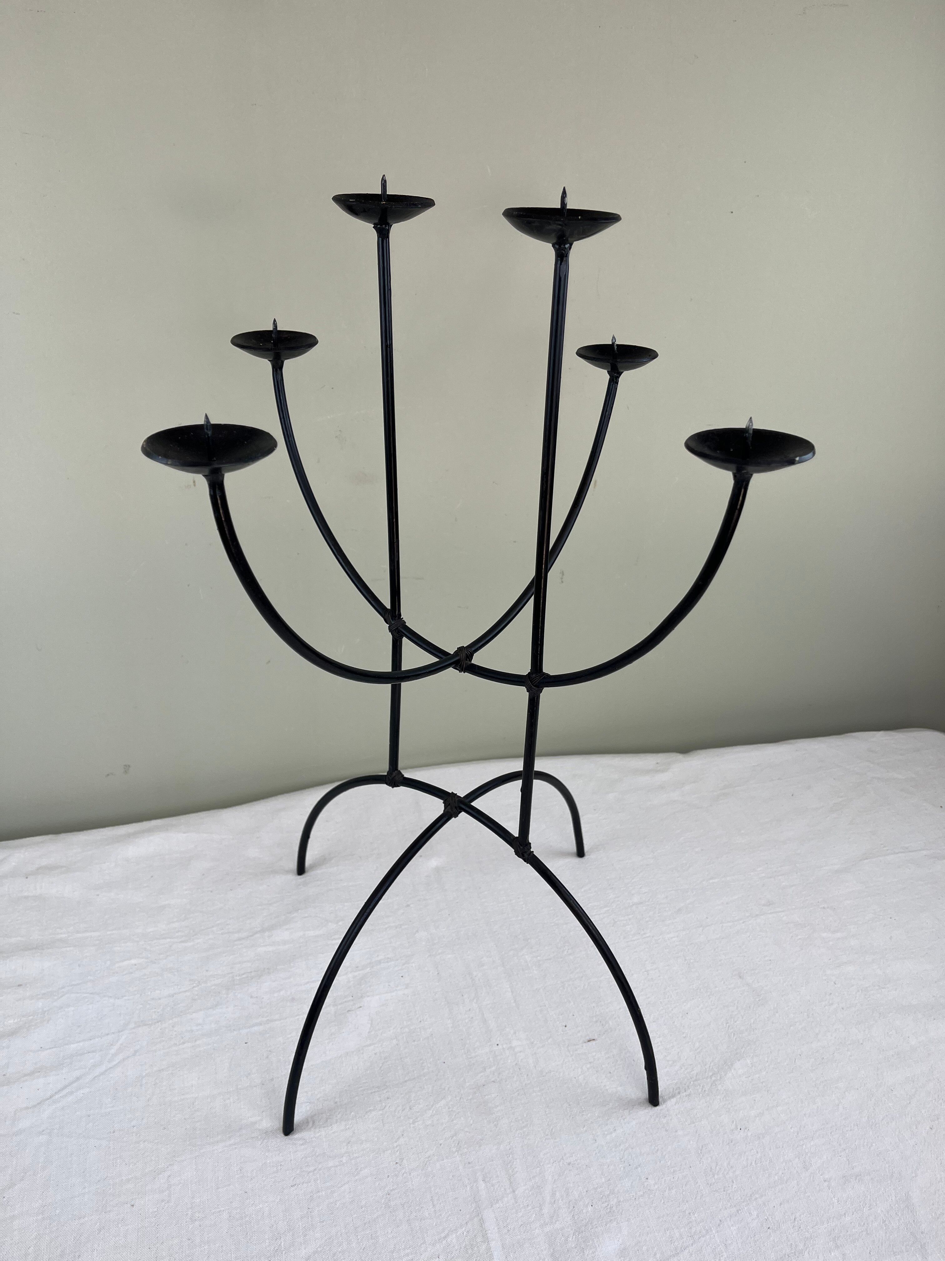 Sculptural chandelier in wrought iron
