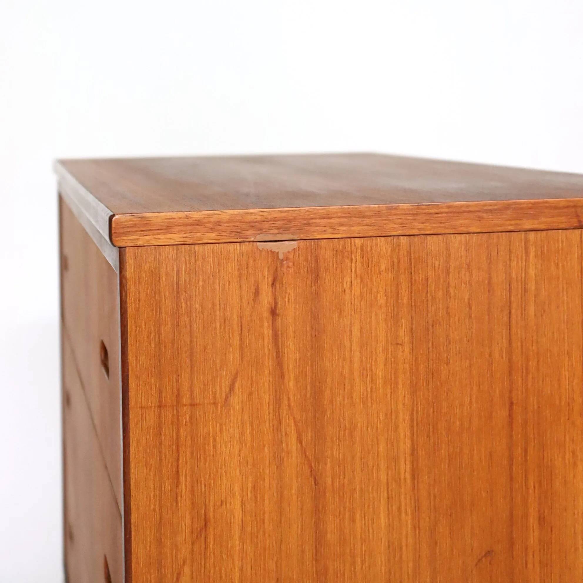 Commode scandinave en teck