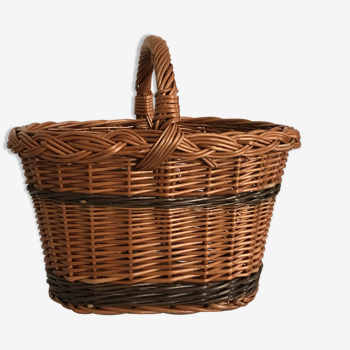 Two-tone braided wicker basket