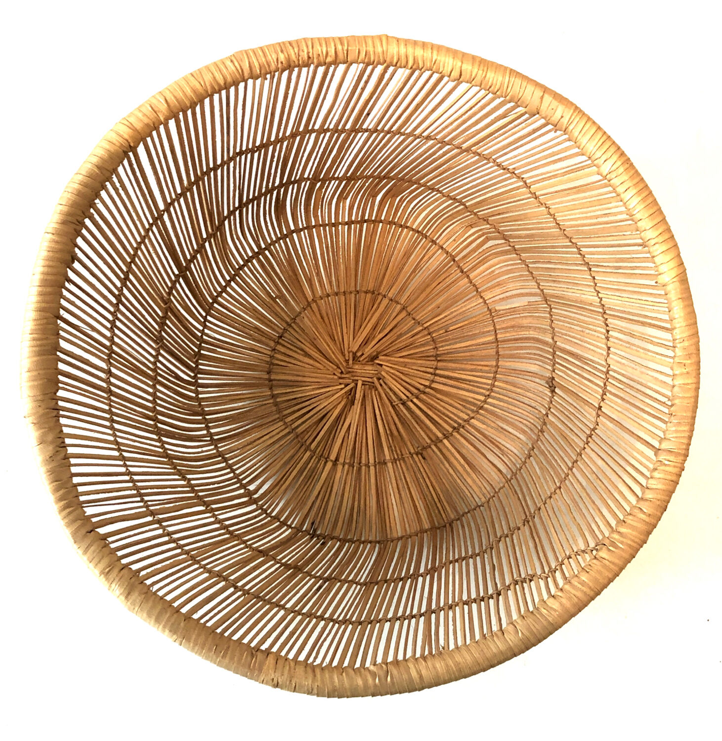 Panier africain ajouré