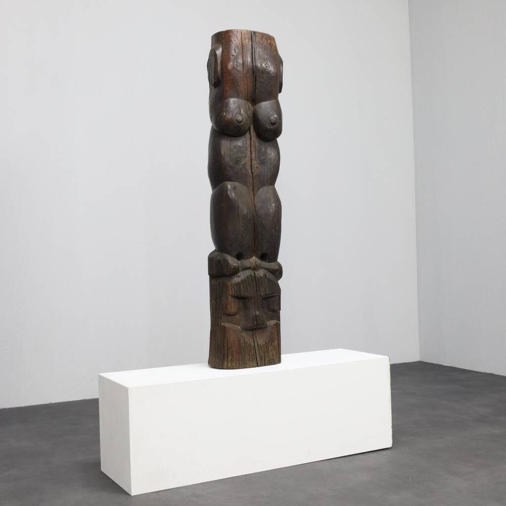 Sculpture in Carved Wood “Totem” by Mario Orsogna, 1977
