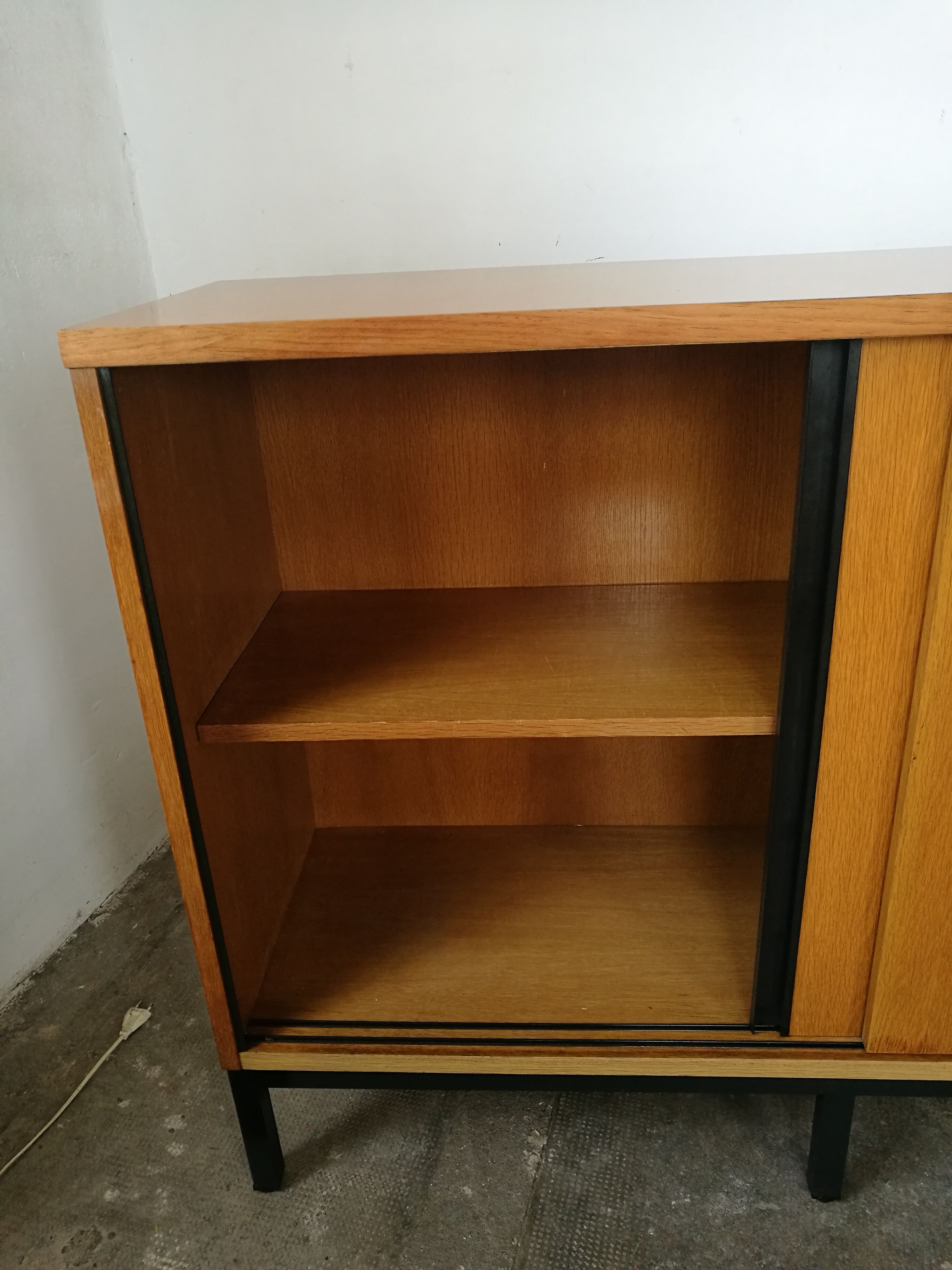 Vintage top sideboard from the 80s, sliding doors