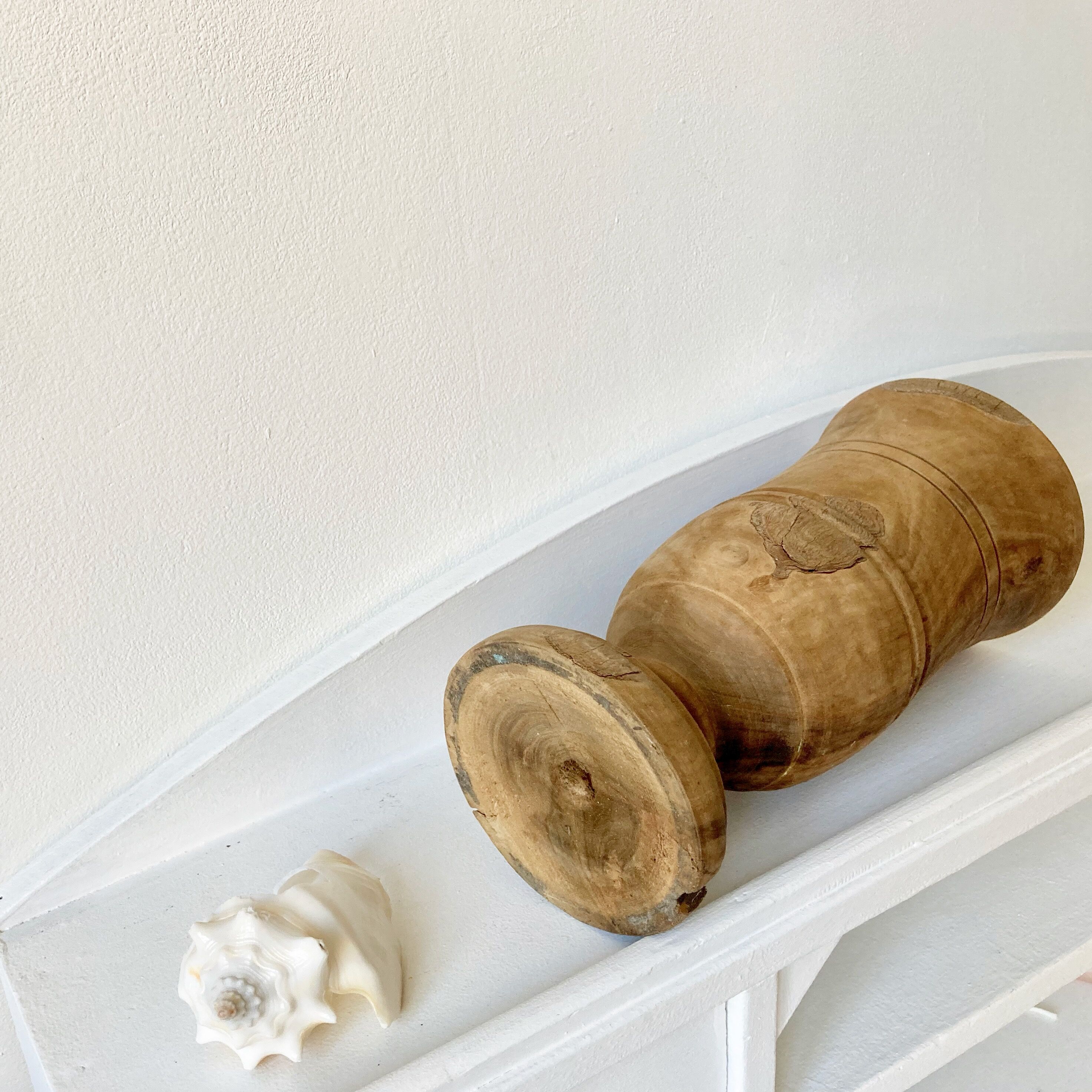 Raw wooden vase 19cm