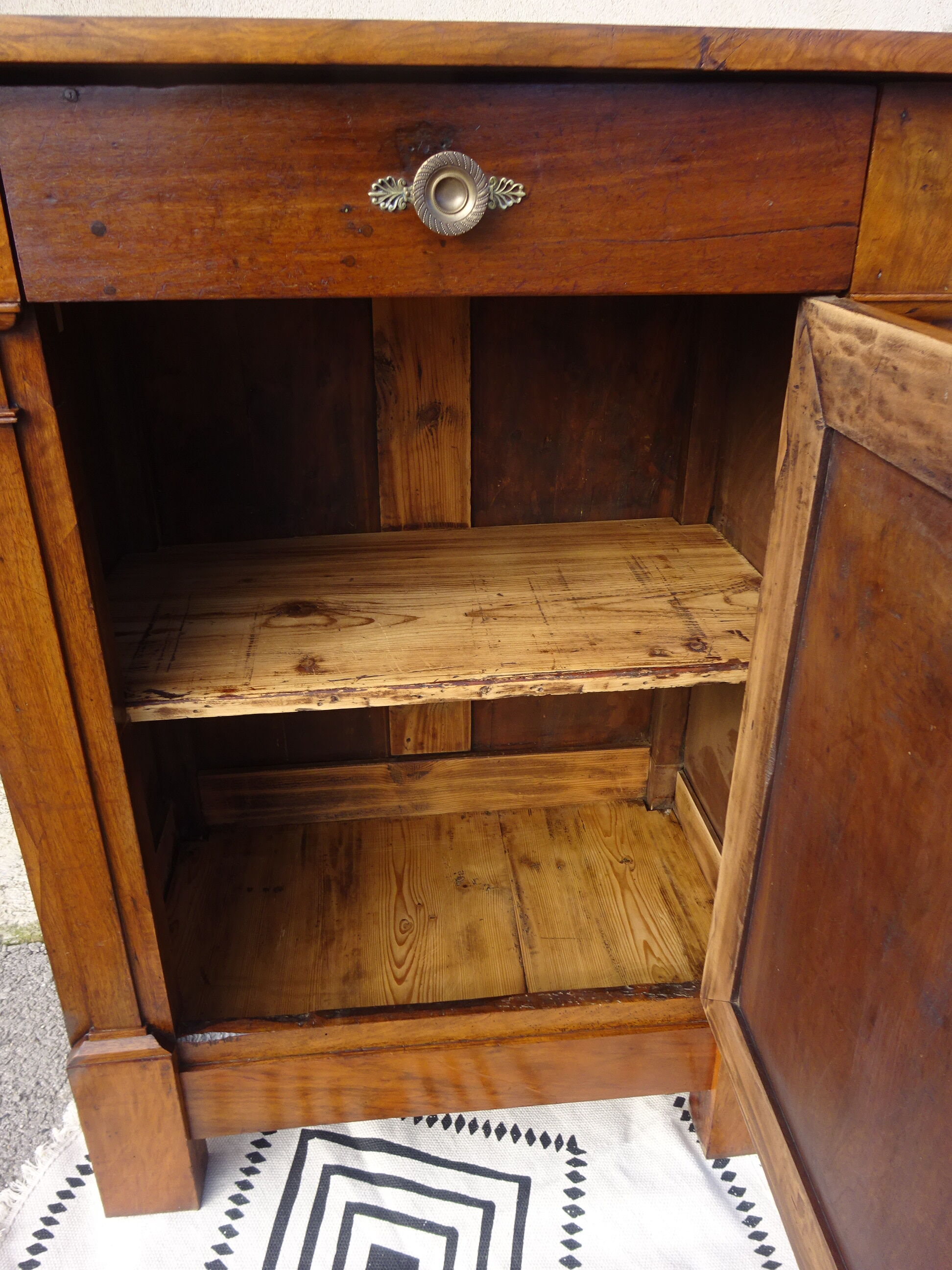 Empire jam maker in solid walnut