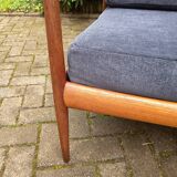 Pair of Knoll Antimott armchairs, 1960