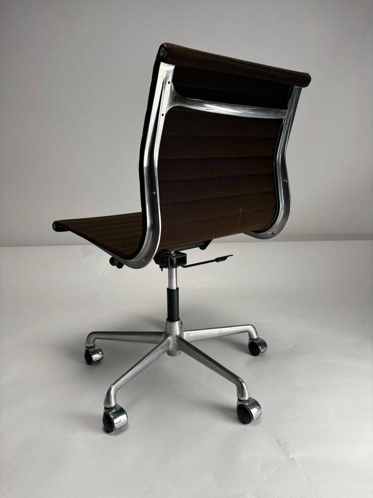 Model EA107 Swivel Chair by Charles and Ray Eames for ICF De Padova, 1970s
