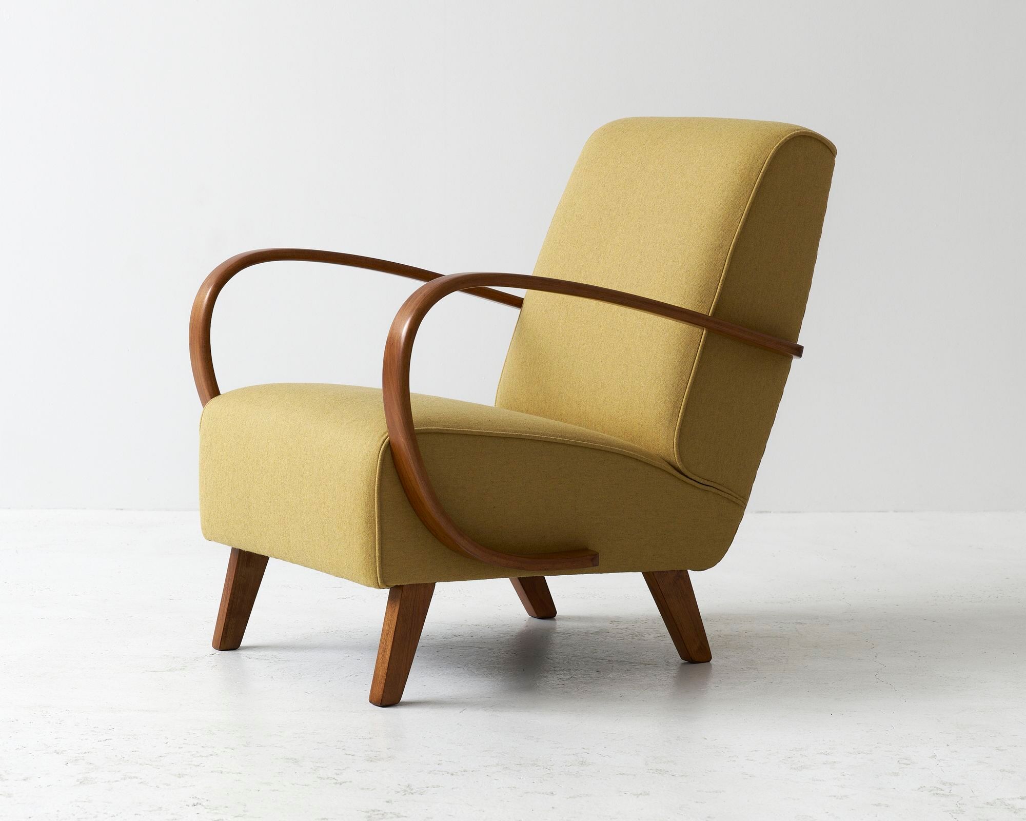Jindrich Halabala h-410 armchair, 1930s