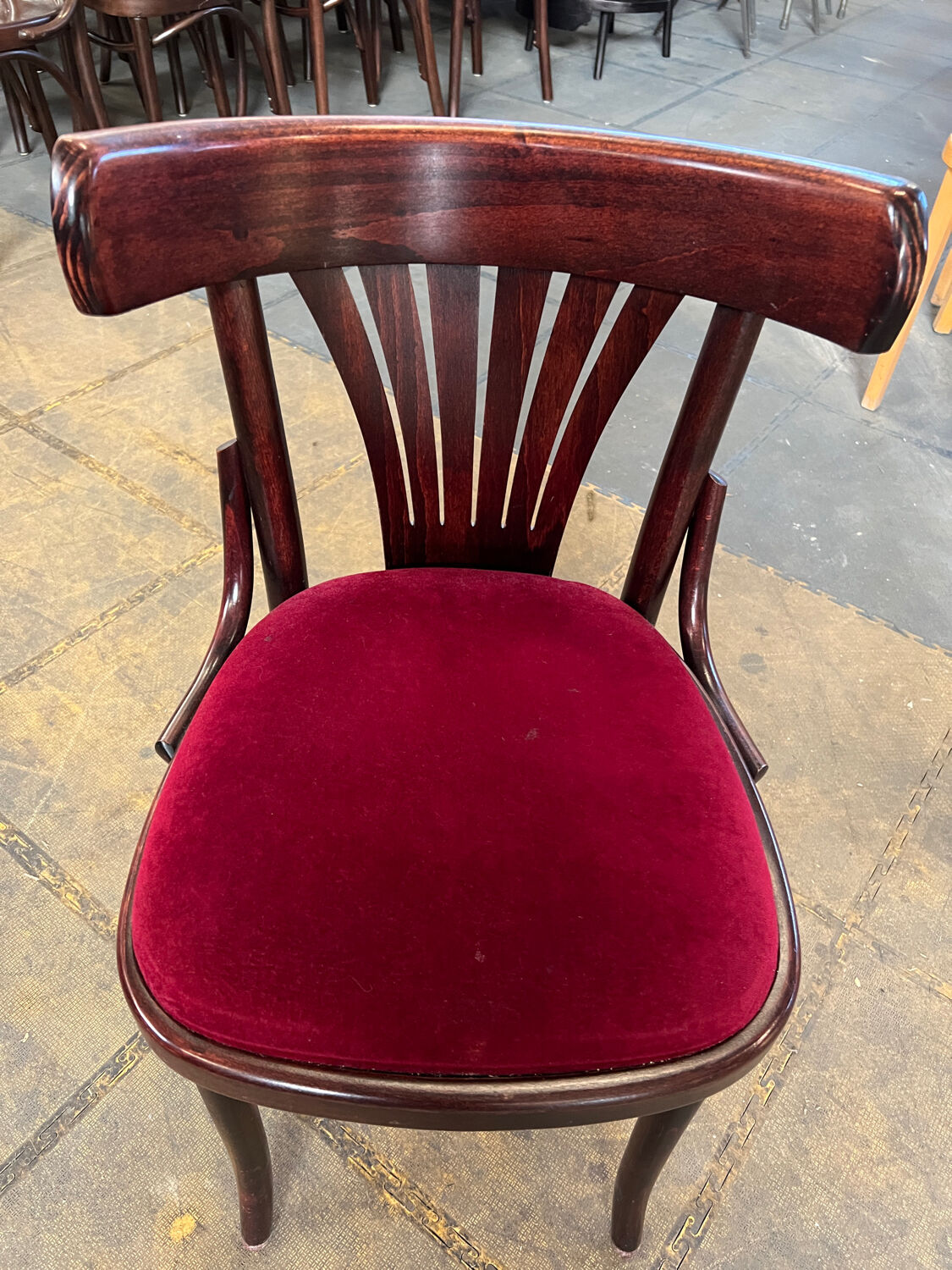 Set of 31 bistro chairs