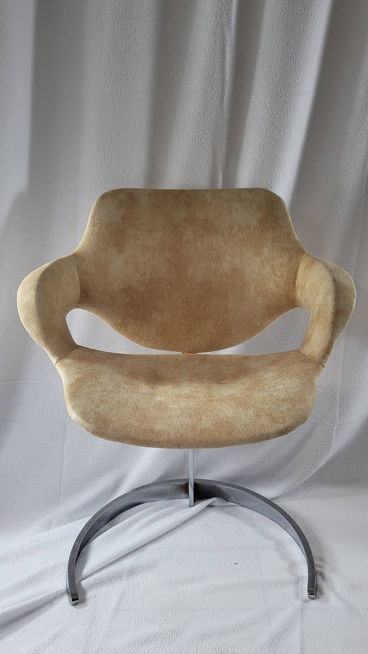 Euro Steel table and chair set 1970 Space Age