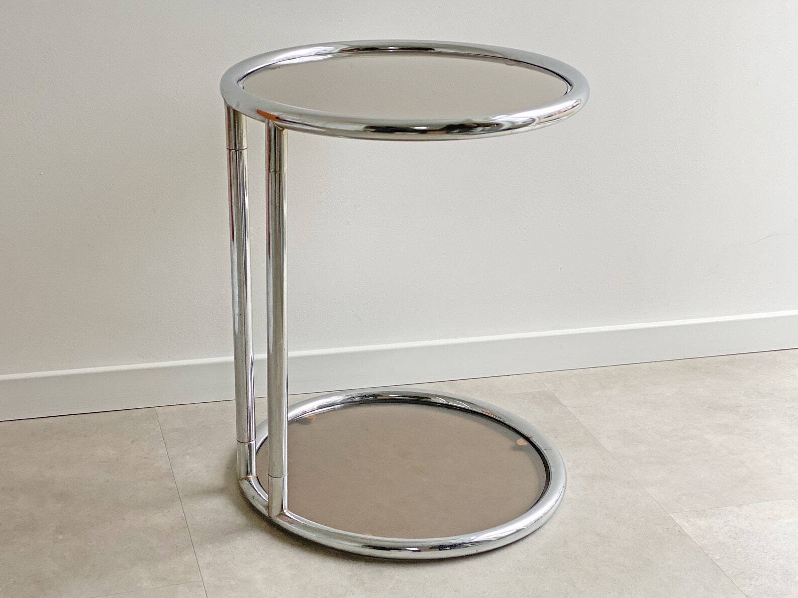 Vintage chrome Bauhaus side table with a smoked glass top, Eileen Gray / Milo Baughman style